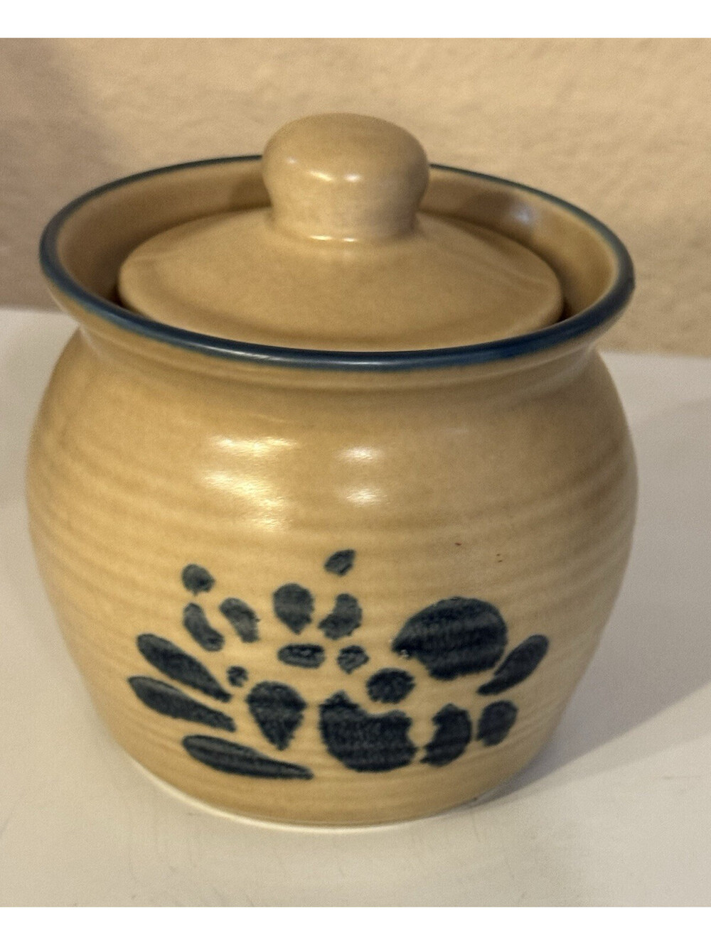 Pfaltzgraff USA Stoneware Lidded Sugar Canister Jar Beige Blue Floral Round